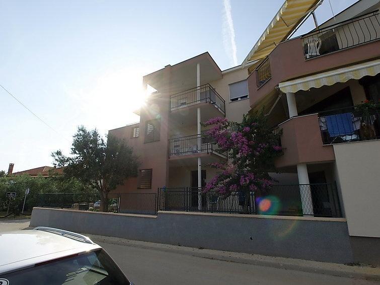Lovre Apartment *